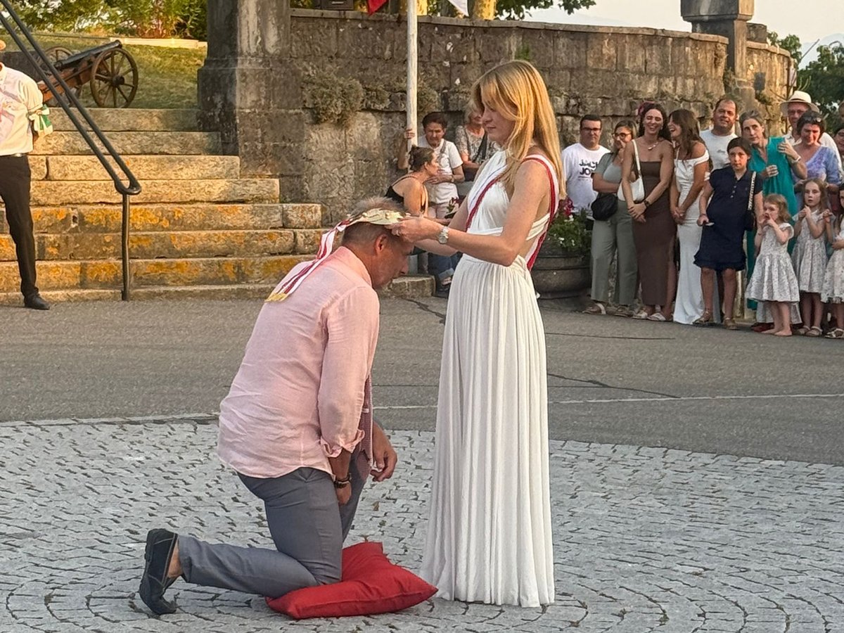 00ed2c15-f547-4902-a705-34562509c684