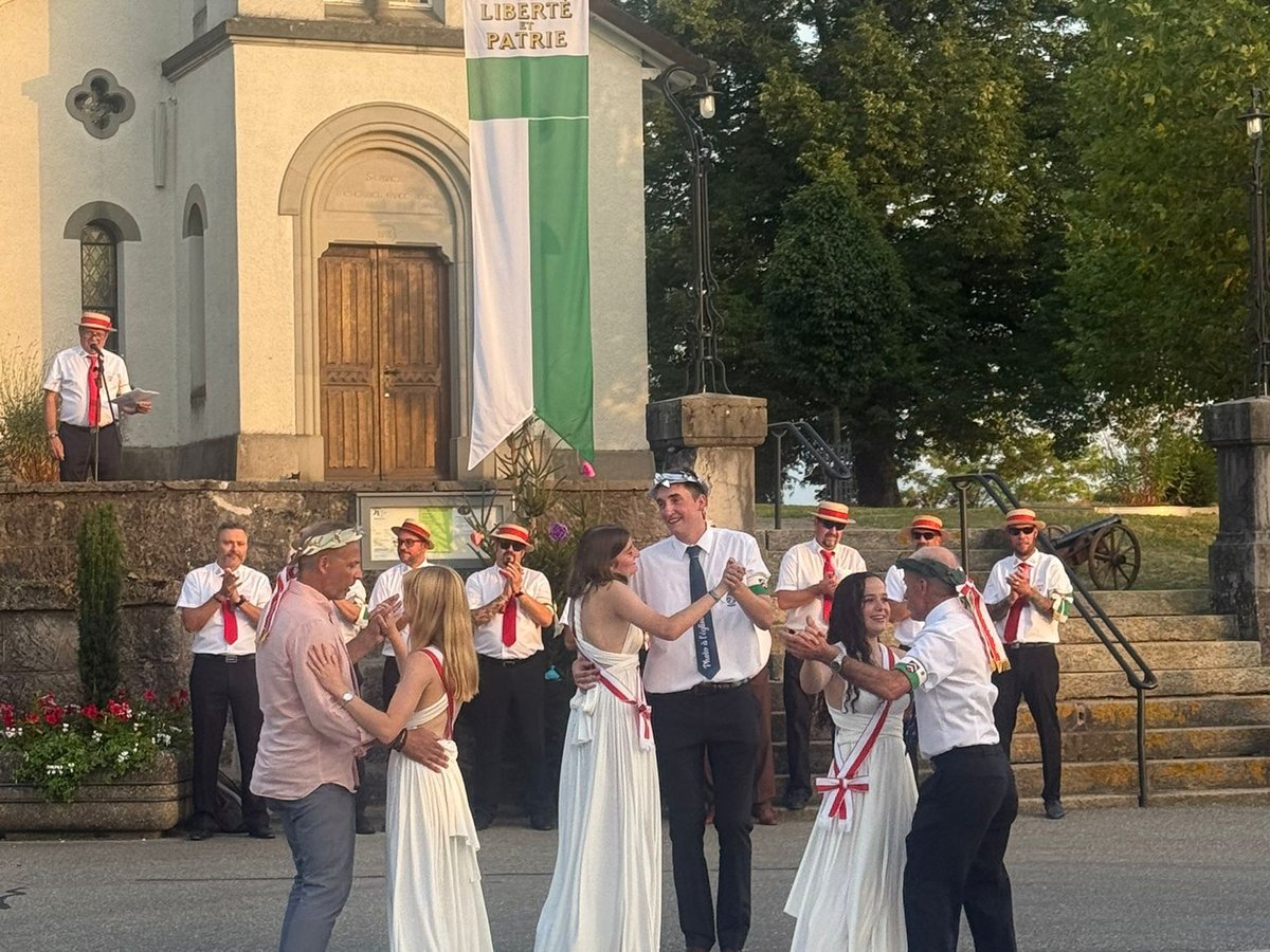 1a3d581f-7520-4f52-b96d-736f55fc6caa